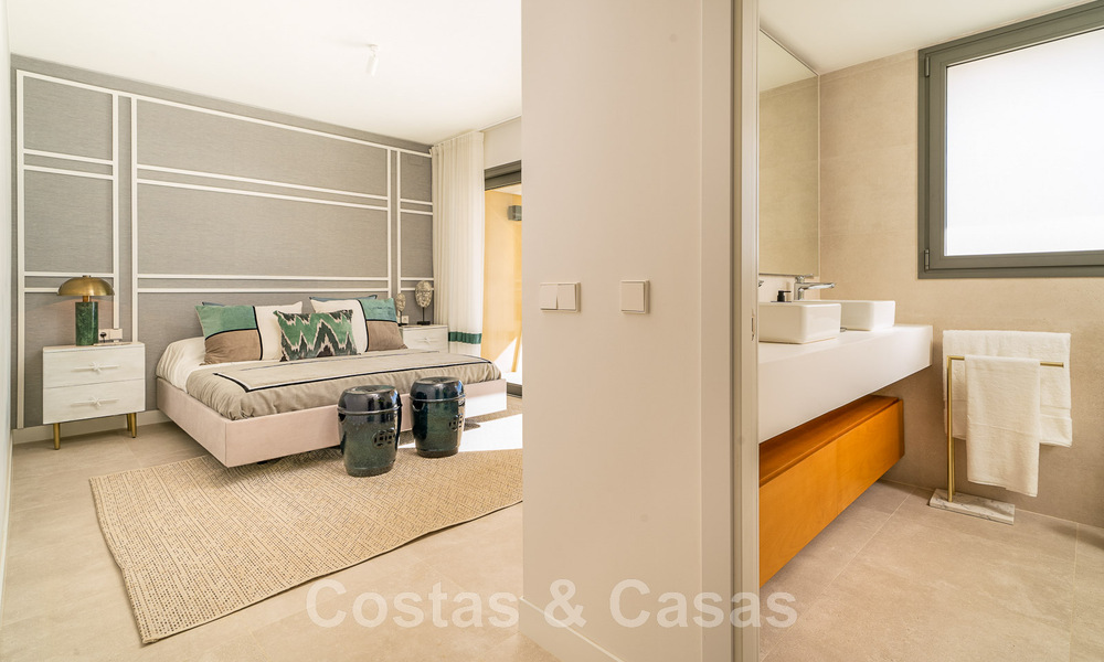 Moderne, halfvrijstaande villa met uitzicht op zee te koop in een luxe resort in Mijas Costa, Costa del Sol 776827