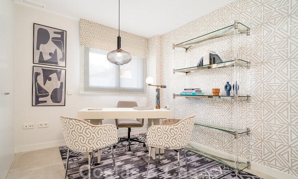 Moderne, halfvrijstaande villa met uitzicht op zee te koop in een luxe resort in Mijas Costa, Costa del Sol 776833