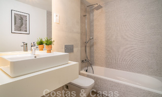 Moderne, halfvrijstaande villa met uitzicht op zee te koop in een luxe resort in Mijas Costa, Costa del Sol 776834 