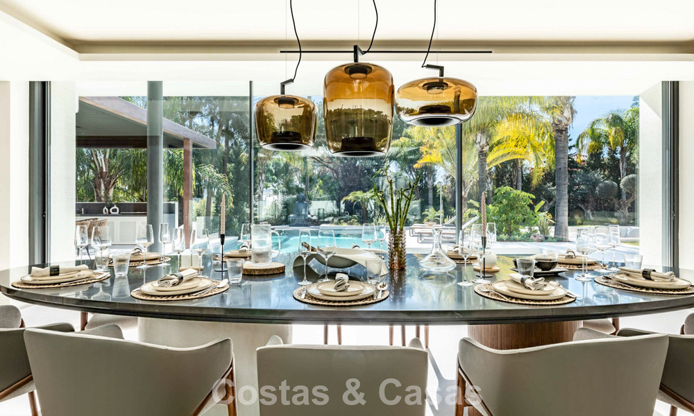 Gerenoveerde moderne luxevilla te koop in een prestigieuze woonwijk in Marbella Oost 777025