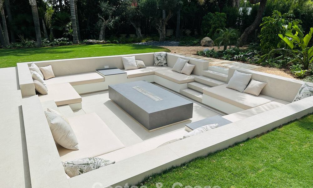 Gerenoveerde moderne luxevilla te koop in een prestigieuze woonwijk in Marbella Oost 777029