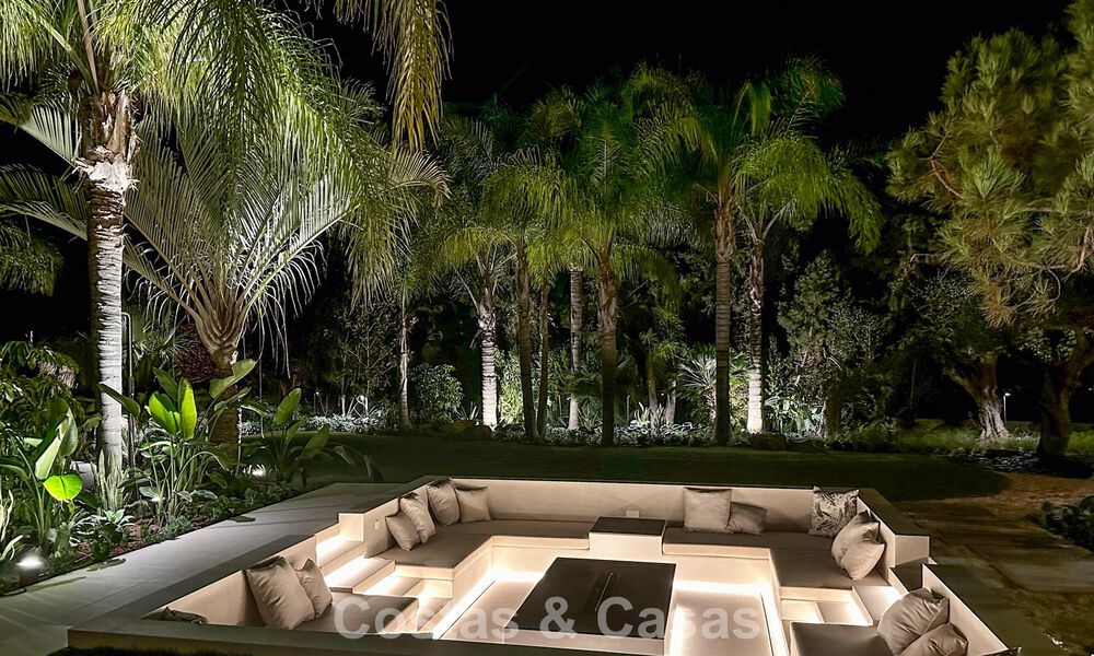 Gerenoveerde moderne luxevilla te koop in een prestigieuze woonwijk in Marbella Oost 777038