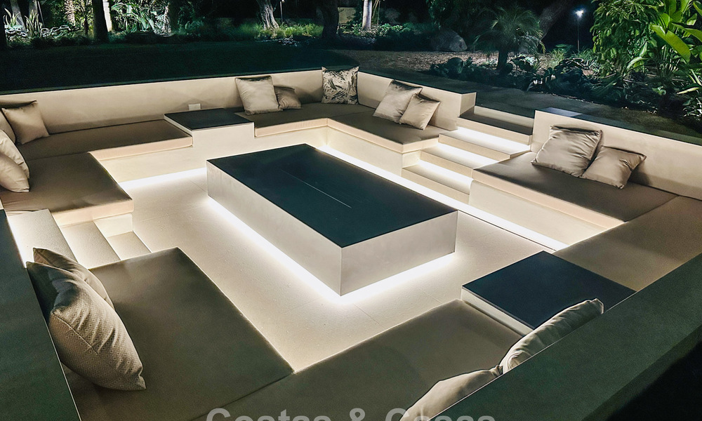 Gerenoveerde moderne luxevilla te koop in een prestigieuze woonwijk in Marbella Oost 777039