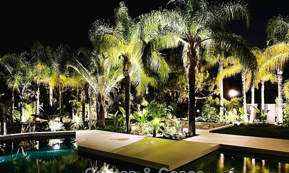 Gerenoveerde moderne luxevilla te koop in een prestigieuze woonwijk in Marbella Oost 777040