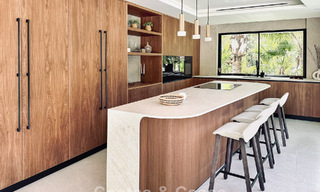 Gerenoveerde moderne luxevilla te koop in een prestigieuze woonwijk in Marbella Oost 777041 
