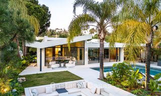 Gerenoveerde moderne luxevilla te koop in een prestigieuze woonwijk in Marbella Oost 777044 