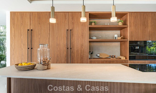 Gerenoveerde moderne luxevilla te koop in een prestigieuze woonwijk in Marbella Oost 777062 