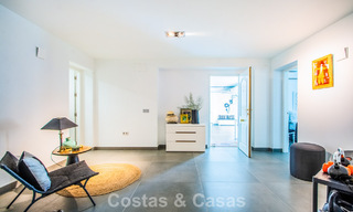 Hedendaagse Mediterrane, luxevilla met panoramisch berg- en zeezicht te koop in Oost Marbella 776874 