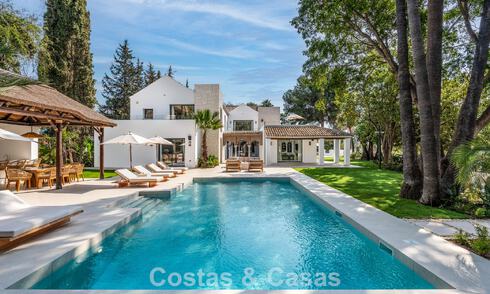 Eigentijds Andalusische luxevilla te koop omgeven door golfbanen in Nueva Andalucia, Marbella 776934