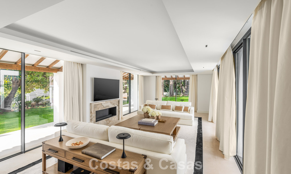 Eigentijds Andalusische luxevilla te koop omgeven door golfbanen in Nueva Andalucia, Marbella 776947