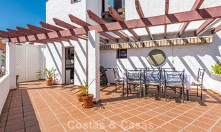 Duplex penthouse te koop op loopafstand van alle voorzieningen en Puerto Banus in Nueva Andalucia, Marbella 777368 