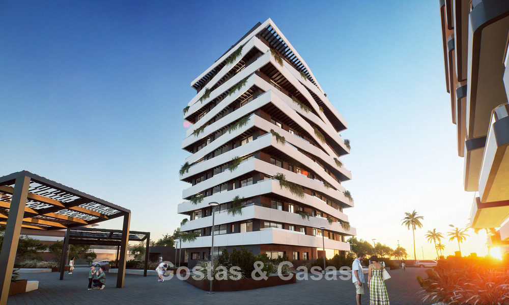 6 luxueuze duplex penthouses met open zeezicht te koop direct aan de strandboulevard van Malaga centrum 777532