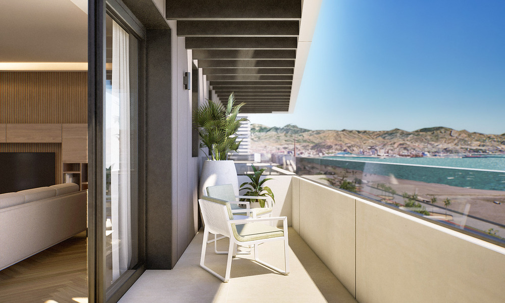 6 luxueuze duplex penthouses met open zeezicht te koop direct aan de strandboulevard van Malaga centrum 777539