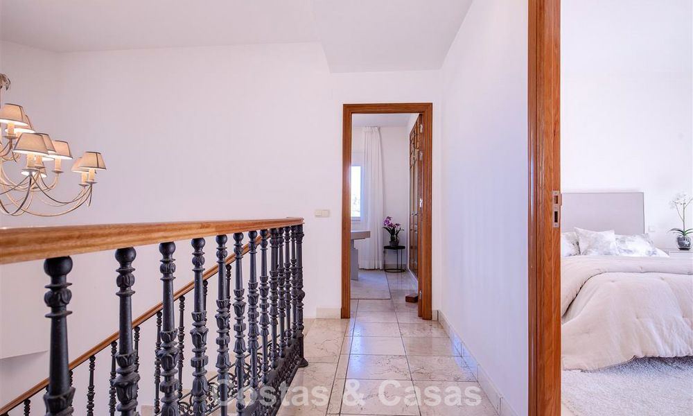 Mediterrane villa te koop op loopafstand van het strand en voorzieningen in Guadalmina Baja - San Pedro, Marbella 777471