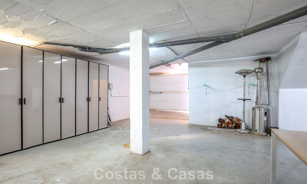Mediterrane villa te koop op loopafstand van het strand en voorzieningen in Guadalmina Baja - San Pedro, Marbella 777475