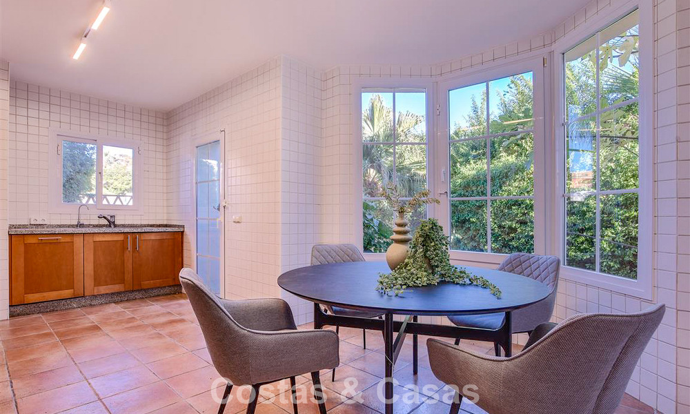 Mediterrane villa te koop op loopafstand van het strand en voorzieningen in Guadalmina Baja - San Pedro, Marbella 777479
