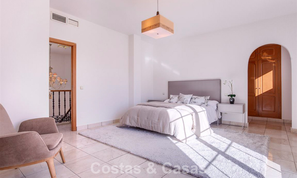 Mediterrane villa te koop op loopafstand van het strand en voorzieningen in Guadalmina Baja - San Pedro, Marbella 777494