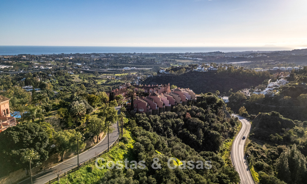 Ruim appartement met panoramisch uitzicht te koop in Marbella - Benahavis 777628