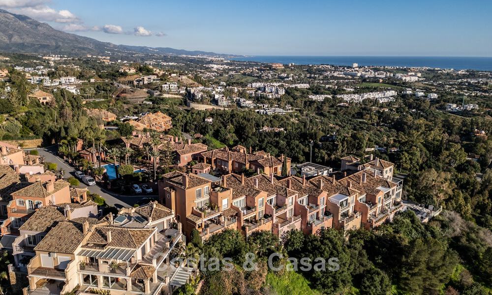Ruim appartement met panoramisch uitzicht te koop in Marbella - Benahavis 777629