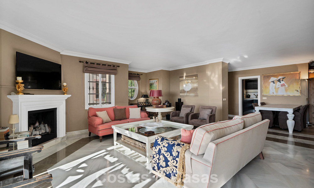 Ruim appartement met panoramisch uitzicht te koop in Marbella - Benahavis 777644