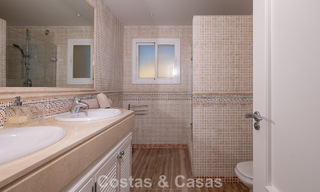 Prachtig duplex penthouse te koop, op loopafstand van voorzieningen en het strand in Elviria, Marbella 777776 