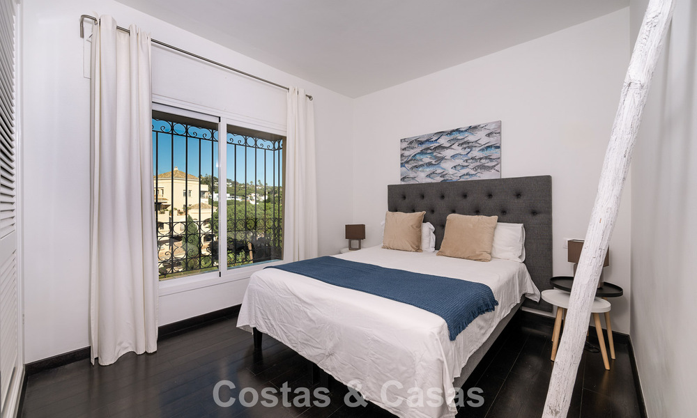 Prachtig duplex penthouse te koop, op loopafstand van voorzieningen en het strand in Elviria, Marbella 777777