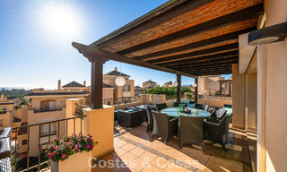 Prachtig duplex penthouse te koop, op loopafstand van voorzieningen en het strand in Elviria, Marbella 777791 