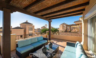 Prachtig duplex penthouse te koop, op loopafstand van voorzieningen en het strand in Elviria, Marbella 777792 