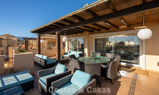 Prachtig duplex penthouse te koop, op loopafstand van voorzieningen en het strand in Elviria, Marbella 777795 
