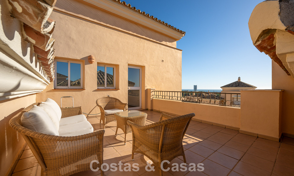 Prachtig duplex penthouse te koop, op loopafstand van voorzieningen en het strand in Elviria, Marbella 777802
