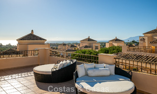Prachtig duplex penthouse te koop, op loopafstand van voorzieningen en het strand in Elviria, Marbella 777804 