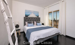 Prachtig duplex penthouse te koop, op loopafstand van voorzieningen en het strand in Elviria, Marbella 777816 