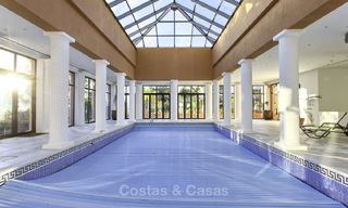 High-end appartement te koop in een gated complex in Nueva Andalucia, Marbella 777698 