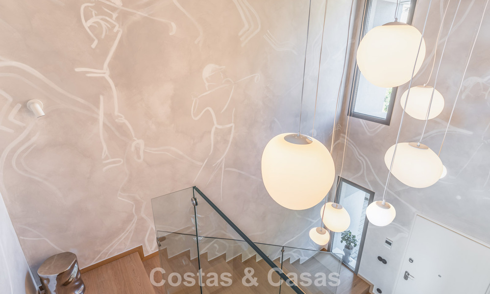 Modernistisch design schakelvilla met zeezicht te koop in een voorstaand resort in Mijas Costa, Costa del Sol 777854