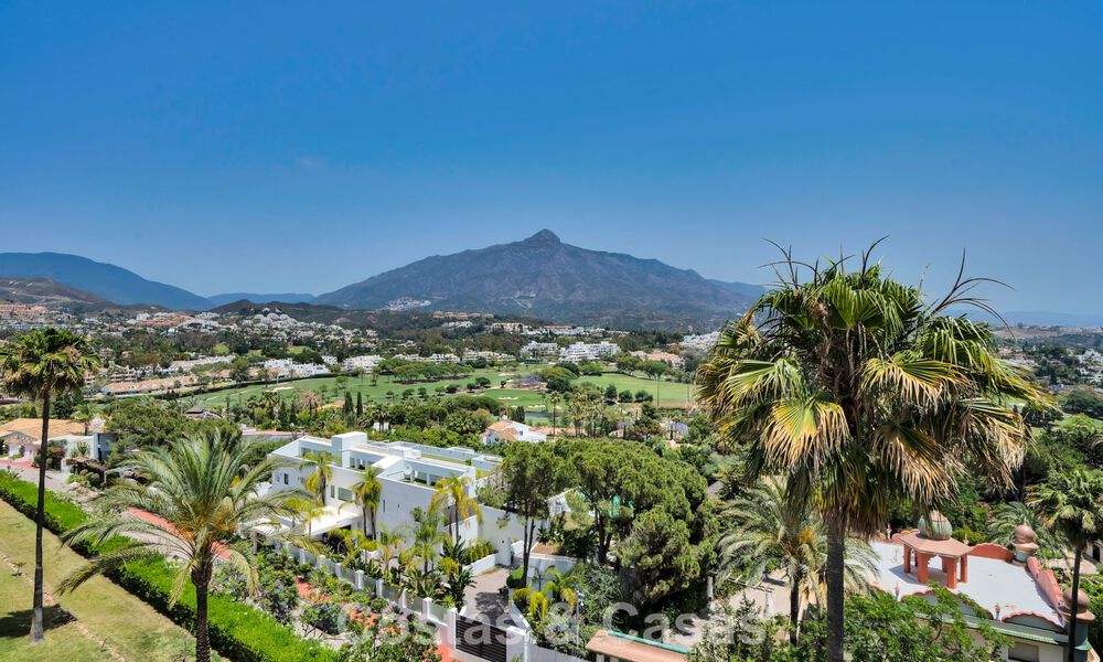 Luxueus duplex penthouse met privézwembad te koop in Nueva Andalucia’s golfvallei, Marbella 777874