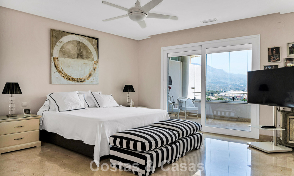 Luxueus duplex penthouse met privézwembad te koop in Nueva Andalucia’s golfvallei, Marbella 777877