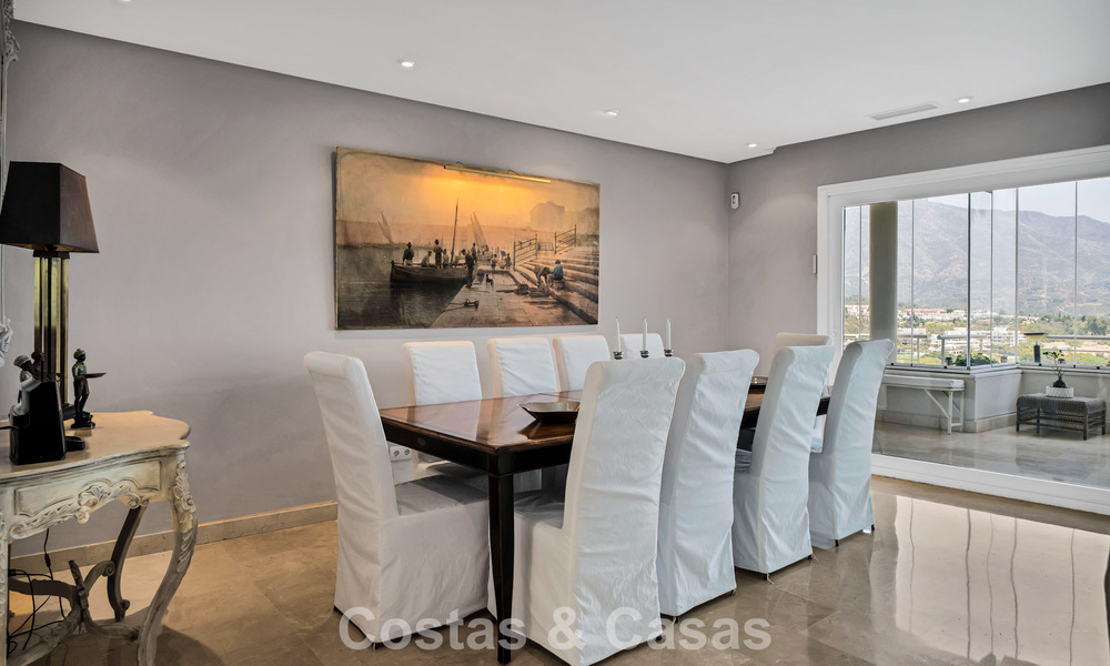 Luxueus duplex penthouse met privézwembad te koop in Nueva Andalucia’s golfvallei, Marbella 777896