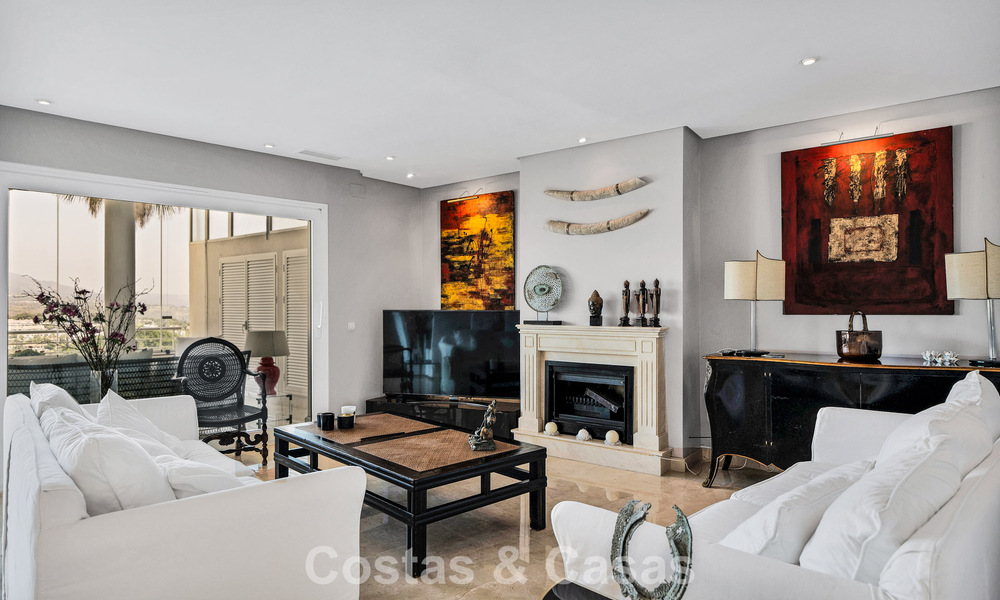 Luxueus duplex penthouse met privézwembad te koop in Nueva Andalucia’s golfvallei, Marbella 777898