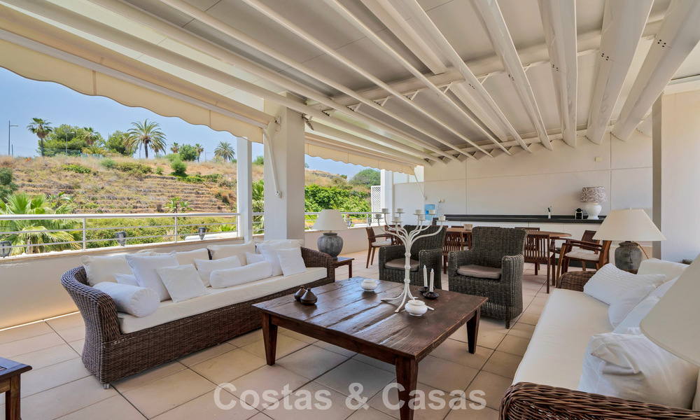 Luxueus duplex penthouse met privézwembad te koop in Nueva Andalucia’s golfvallei, Marbella 777918