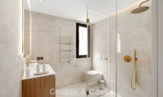 Prestigieus gerenoveerde luxevilla in traditionele stijl te koop in een rustige woonwijk van Nueva Andalucia, Marbella 778129 