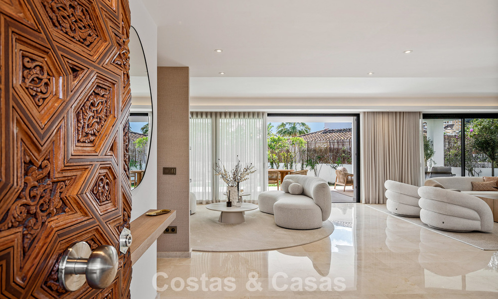 Prestigieus gerenoveerde luxevilla in traditionele stijl te koop in een rustige woonwijk van Nueva Andalucia, Marbella 778141