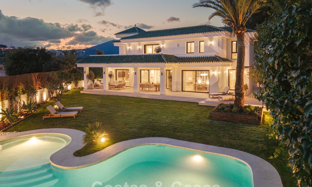 Prestigieus gerenoveerde luxevilla in traditionele stijl te koop in een rustige woonwijk van Nueva Andalucia, Marbella 778159