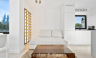 Modern gerenoveerd penthouse te koop in Nueva Andalucia’s golfvallei, Marbella 778045 