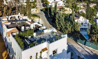 Modern gerenoveerd penthouse te koop in Nueva Andalucia’s golfvallei, Marbella 778049 