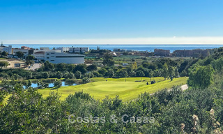 Nieuwe lancering. 14 geavanceerde luxevilla’s met zeezicht te koop aan de golfbaan ten westen van Estepona centrum 778027 