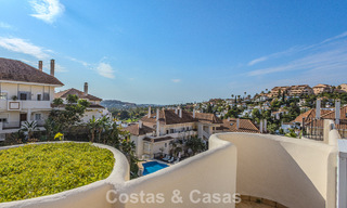 Prachtig appartement met ruim terras te koop in een luxueus complex in Nueva Andalucia, Marbella 778125 