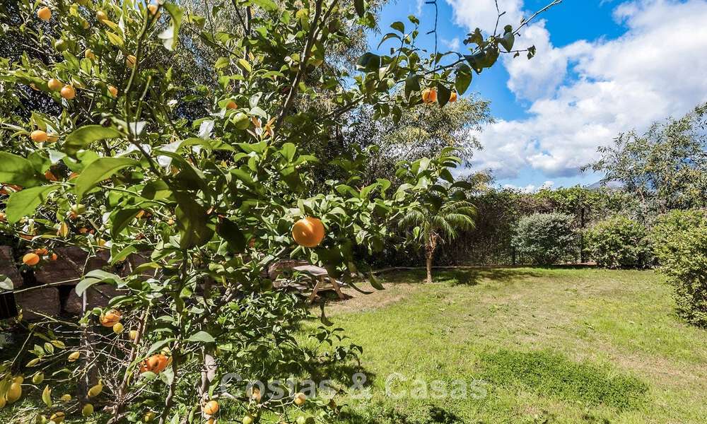 Volledig gerenoveerd 3-slaapkamer tuinappartement te koop in een luxueus complex in Marbella - Benahavis 778522