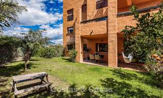 Volledig gerenoveerd 3-slaapkamer tuinappartement te koop in een luxueus complex in Marbella - Benahavis 778523 