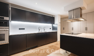 Volledig gerenoveerd 3-slaapkamer tuinappartement te koop in een luxueus complex in Marbella - Benahavis 778537 