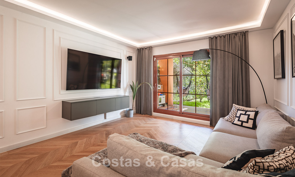 Volledig gerenoveerd 3-slaapkamer tuinappartement te koop in een luxueus complex in Marbella - Benahavis 778543